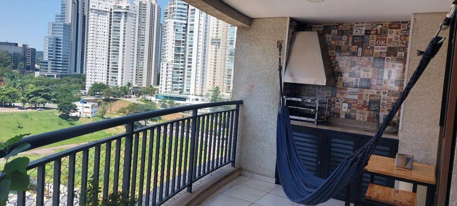 Apartamento à venda com 3 quartos, 96m² - Foto 2