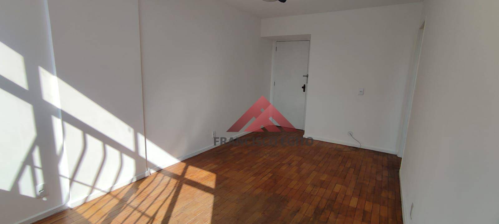 Apartamento à venda com 1 quarto, 50m² - Foto 6