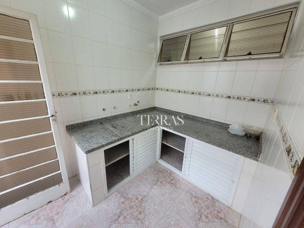 Casa de Condomínio à venda com 3 quartos, 222m² - Foto 10
