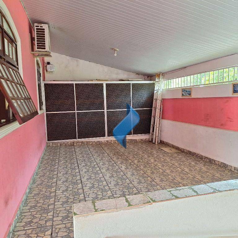 Casa à venda com 3 quartos, 190m² - Foto 3