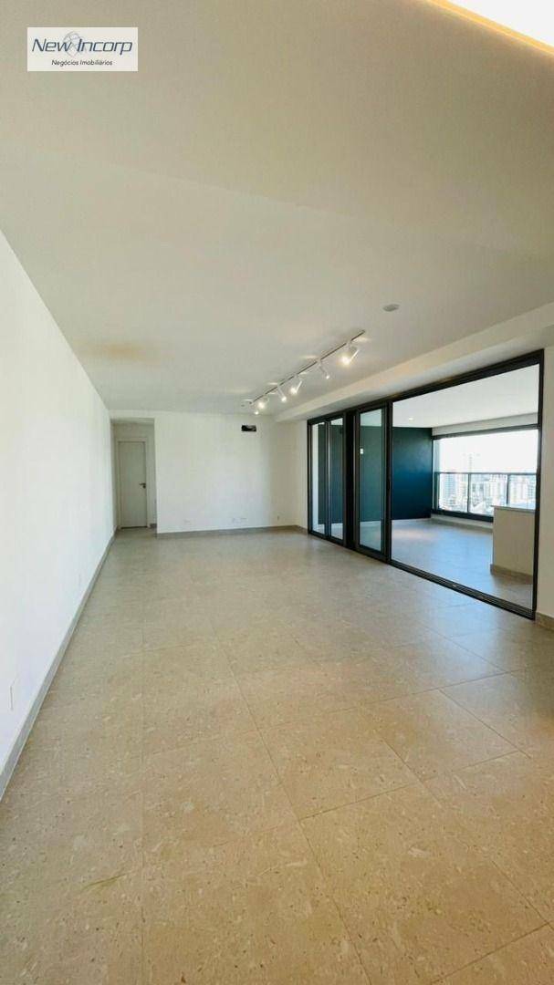 Apartamento para alugar com 2 quartos, 110m² - Foto 17