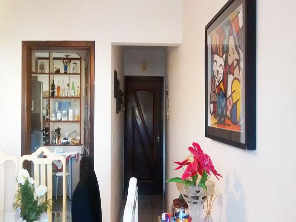 Apartamento à venda com 2 quartos, 87m² - Foto 2