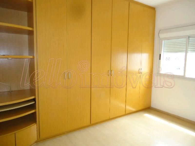 Apartamento para alugar com 3 quartos, 217m² - Foto 11