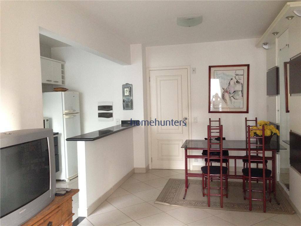 Apartamento à venda com 1 quarto, 60m² - Foto 12