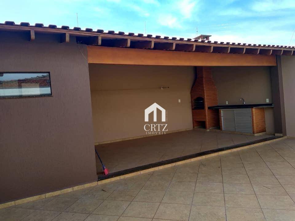 Casa, 3 quartos, 270 m² - Foto 3