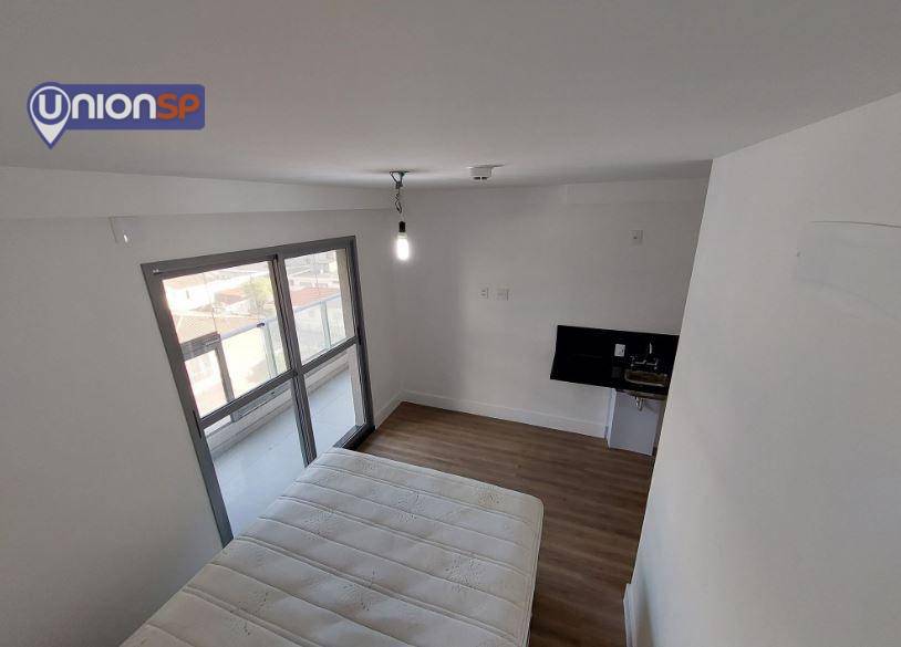 Apartamento à venda com 1 quarto, 28m² - Foto 2