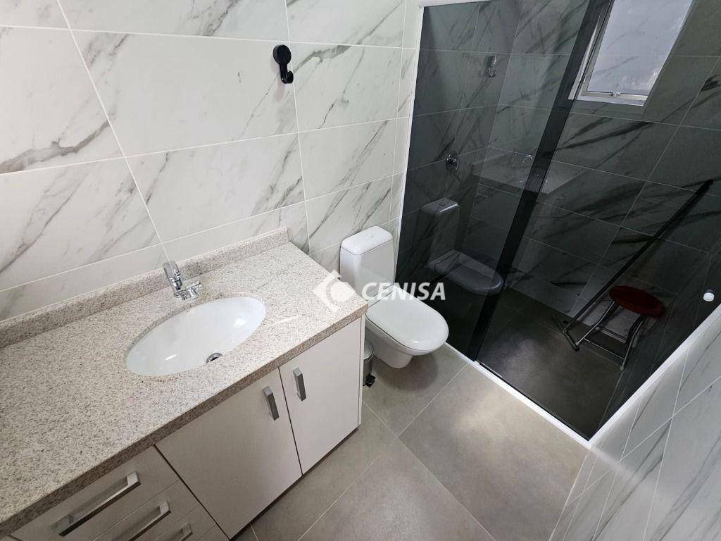 Casa de Condomínio à venda com 4 quartos, 326m² - Foto 33