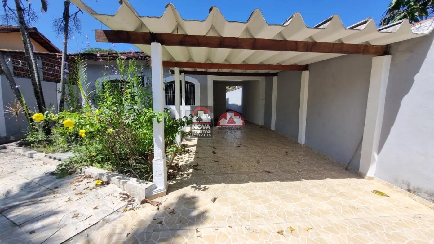 Casa à venda com 2 quartos, 300m² - Foto 1