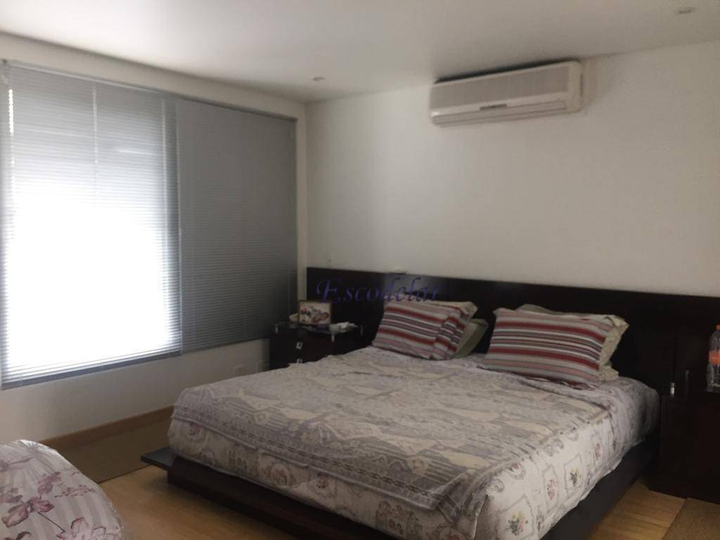 Casa à venda com 3 quartos, 280m² - Foto 1