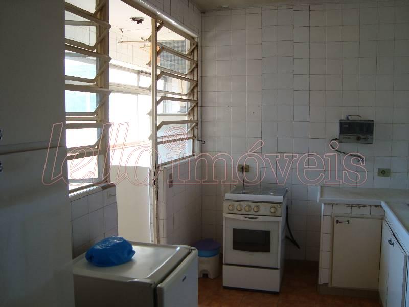 Apartamento à venda com 3 quartos, 226m² - Foto 10