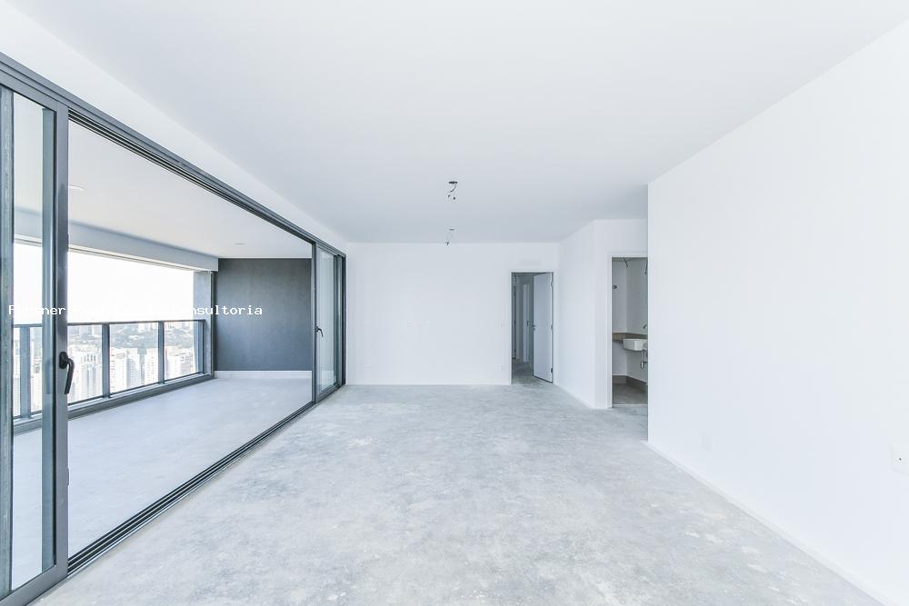 Apartamento à venda com 3 quartos, 186m² - Foto 2