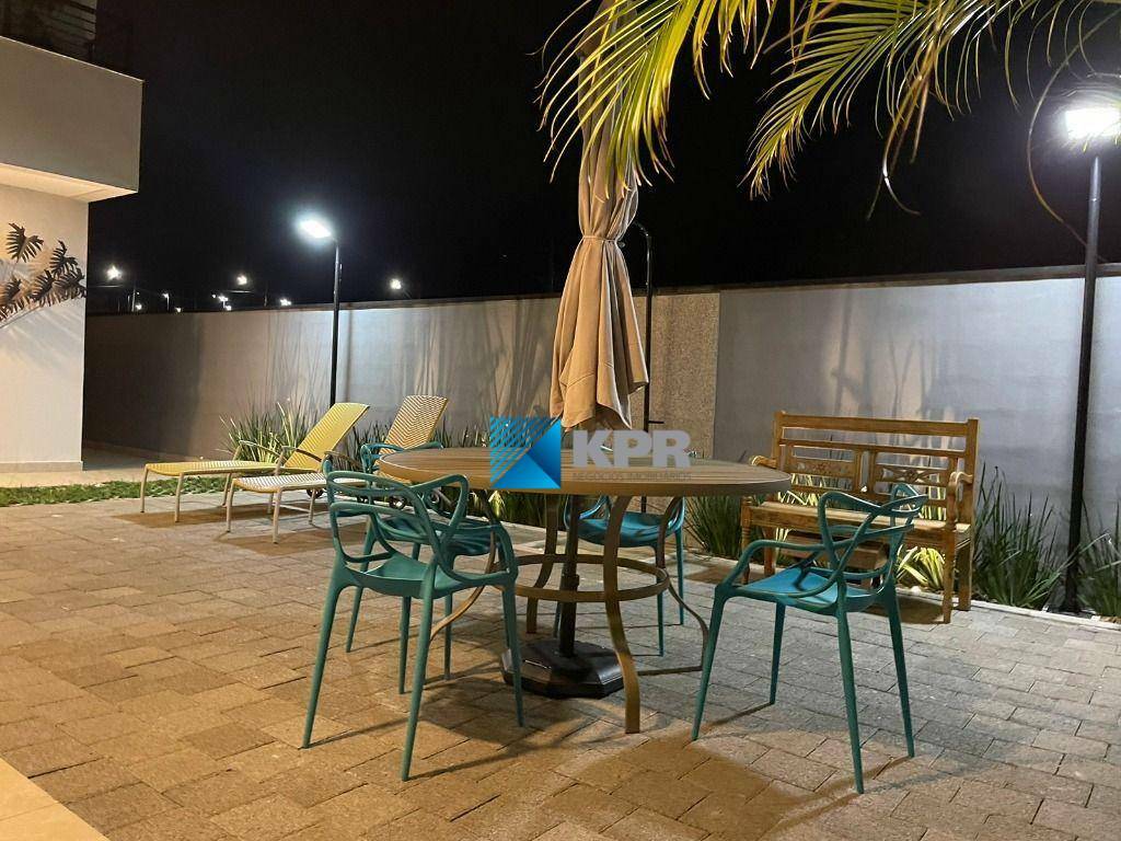 Casa de Condomínio à venda com 4 quartos, 260m² - Foto 9