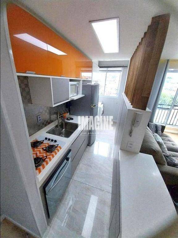 Apartamento à venda com 2 quartos, 45m² - Foto 4