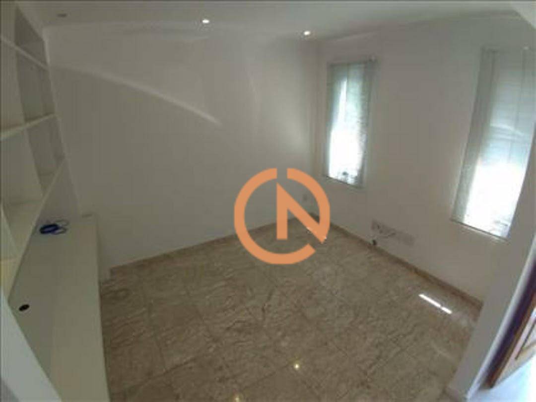 Casa à venda com 4 quartos, 217m² - Foto 10