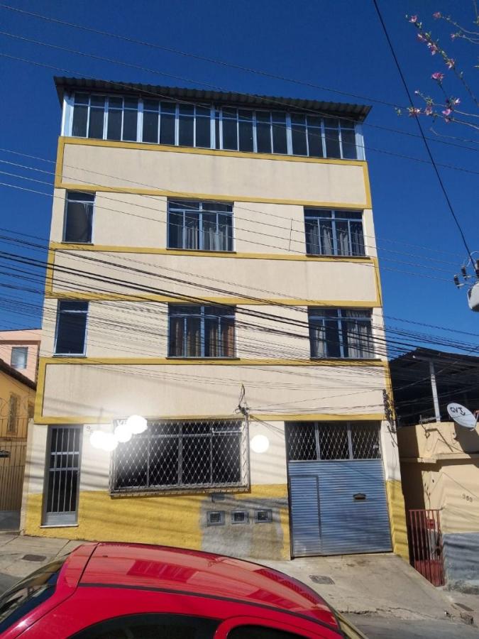 Apartamento à venda com 3 quartos, 130m² - Foto 2