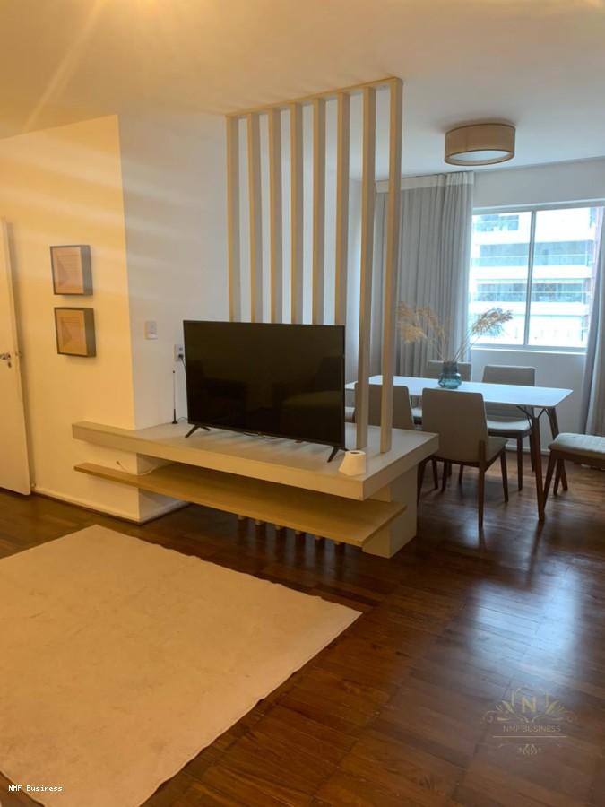 Apartamento para alugar com 3 quartos, 98m² - Foto 11