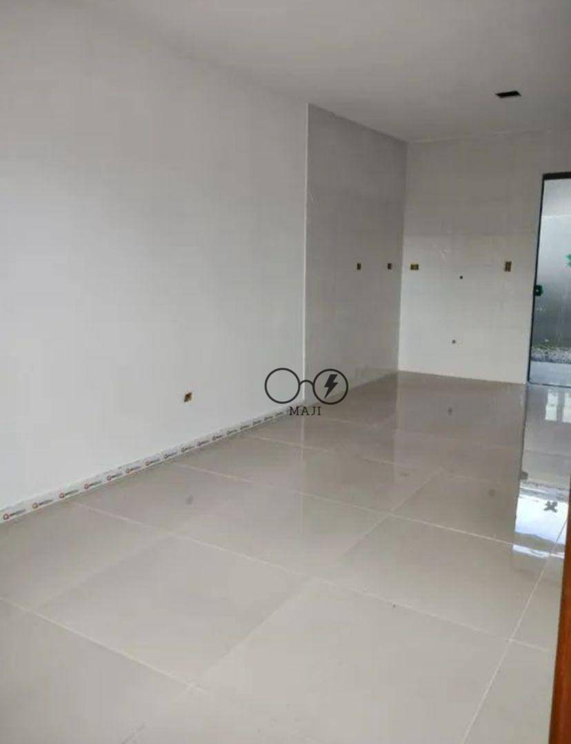 Casa à venda com 2 quartos, 64m² - Foto 4