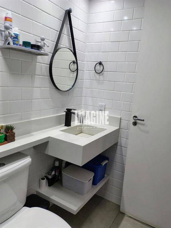 Apartamento à venda com 2 quartos, 40m² - Foto 22