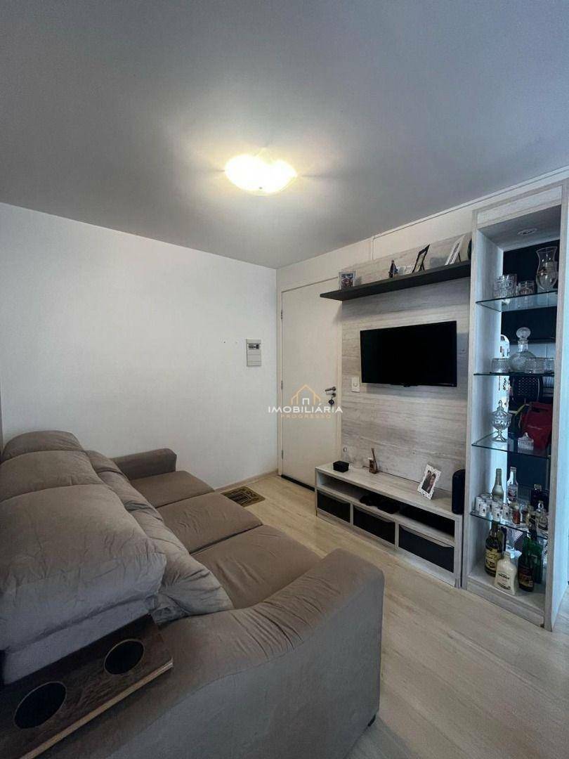 Apartamento à venda com 2 quartos, 43m² - Foto 3