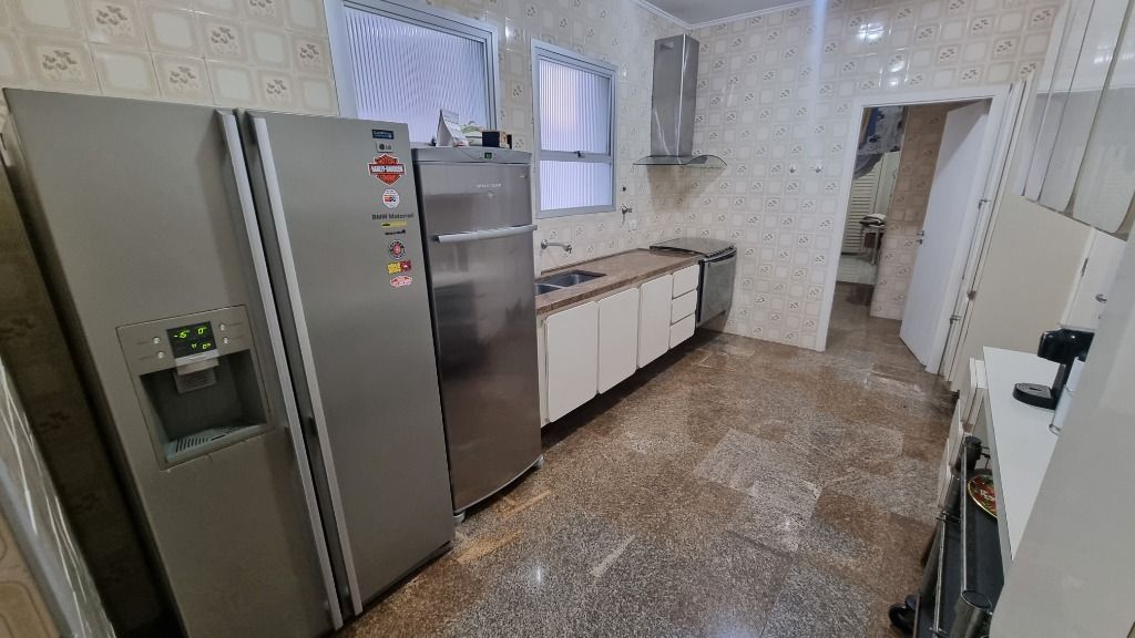 Apartamento à venda com 3 quartos, 180m² - Foto 30