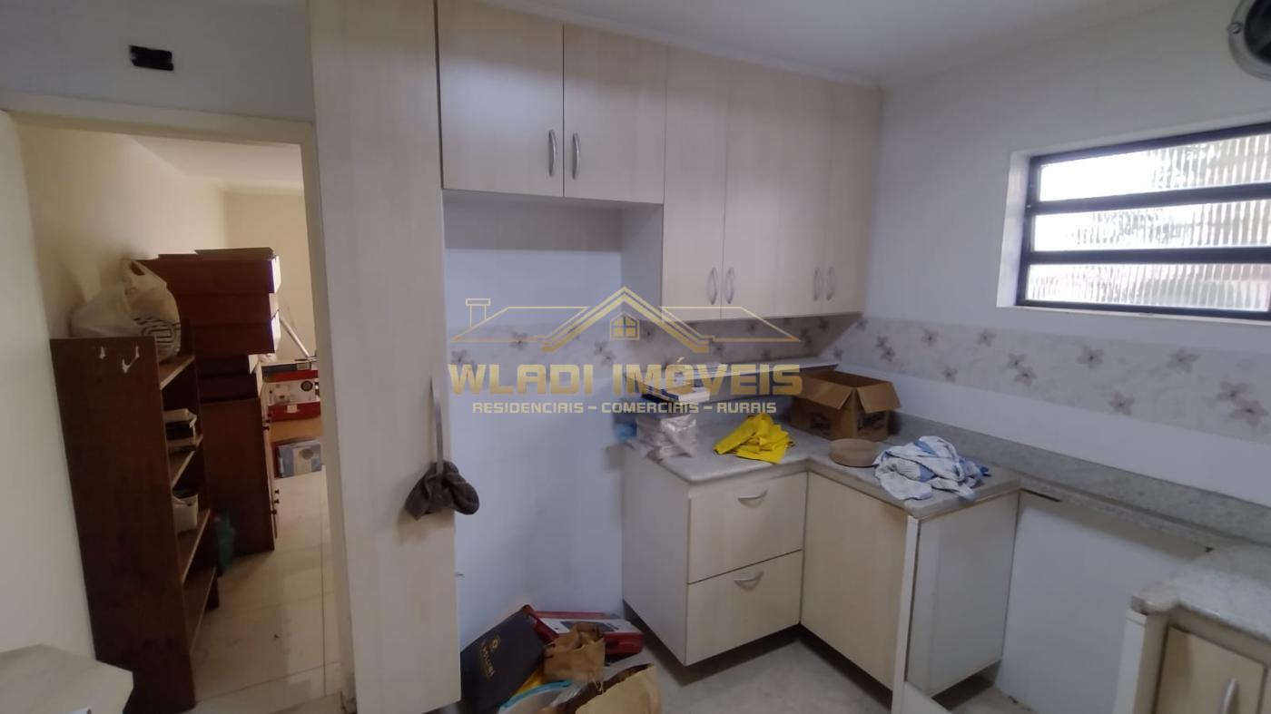 Casa para alugar com 3 quartos, 115m² - Foto 10