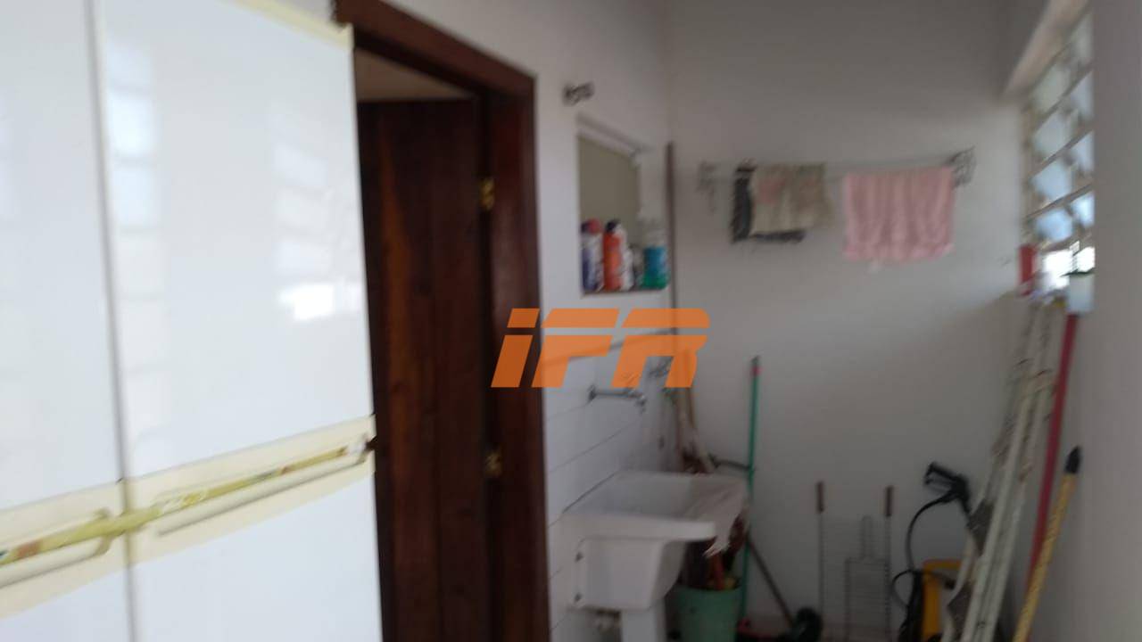 Chácara à venda com 4 quartos, 147m² - Foto 25