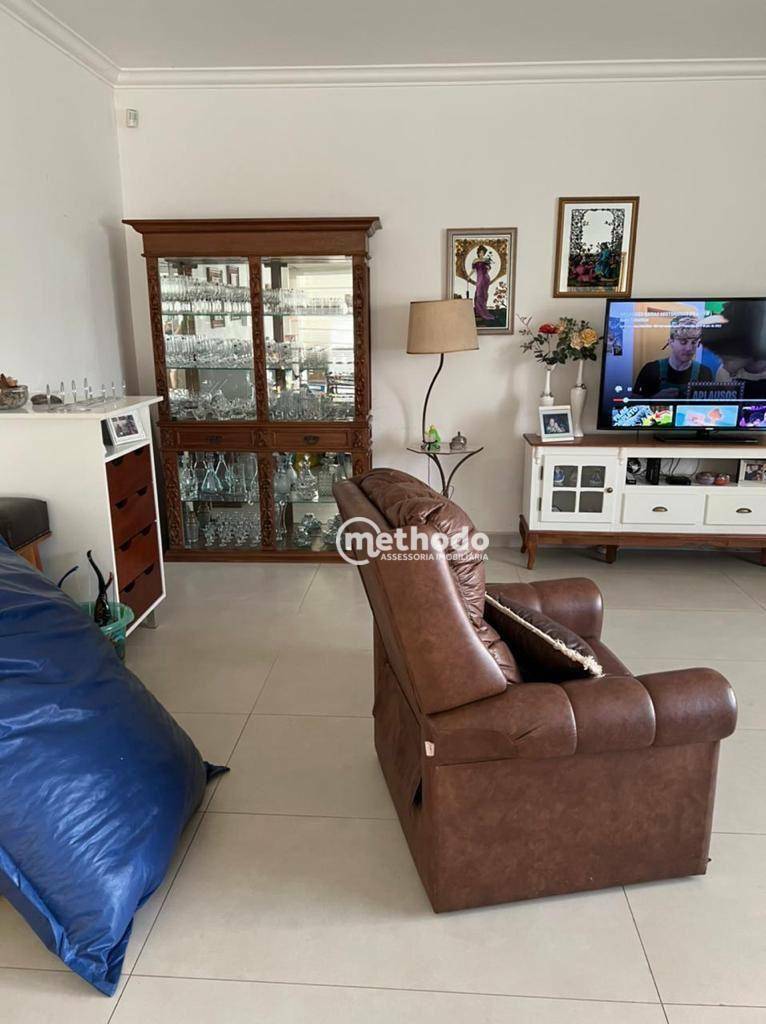 Casa à venda com 3 quartos, 410m² - Foto 18