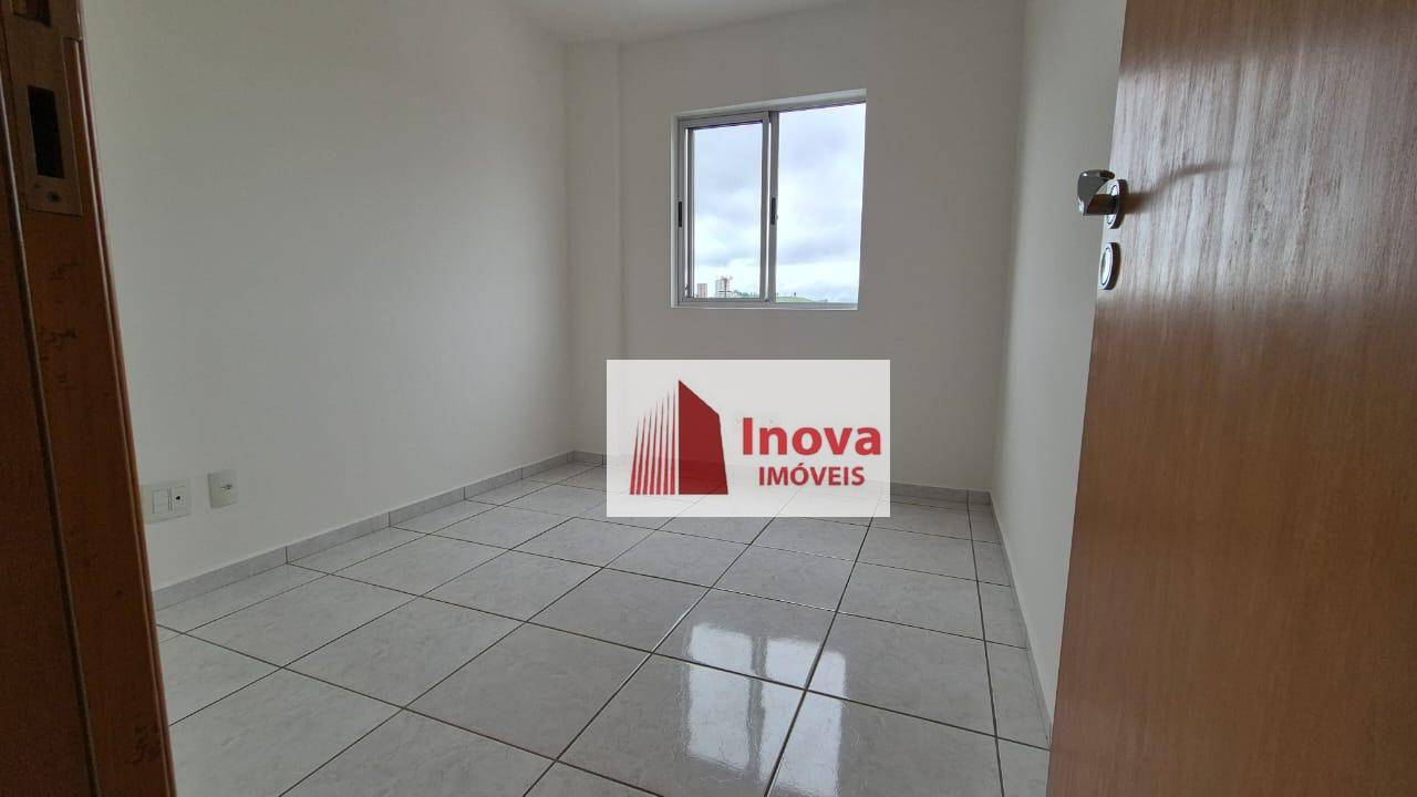 Apartamento à venda com 3 quartos, 102m² - Foto 13