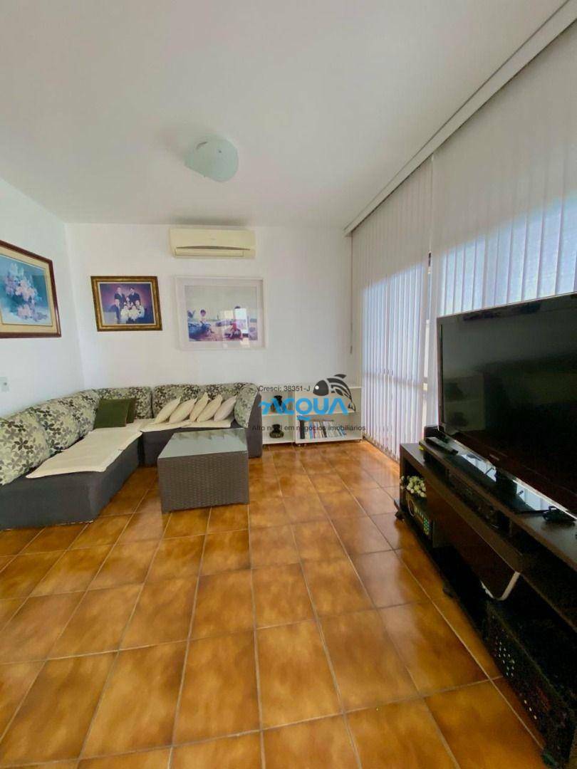 Apartamento à venda com 3 quartos, 130m² - Foto 2