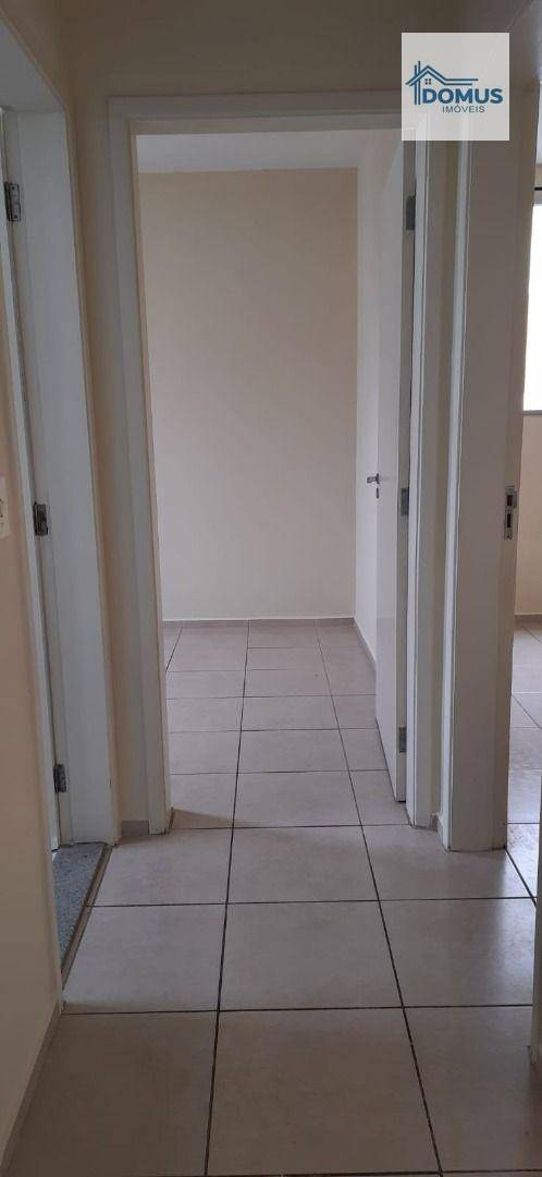 Apartamento à venda com 2 quartos, 50m² - Foto 12