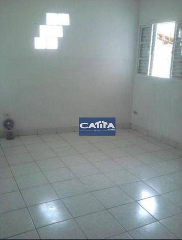 Casa para alugar com 1 quarto, 50m² - Foto 3