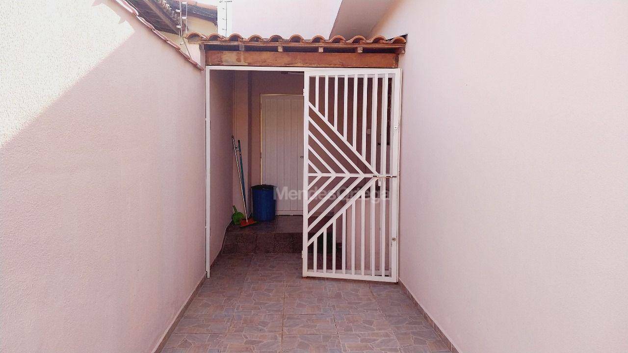 Casa para alugar com 3 quartos, 142m² - Foto 27