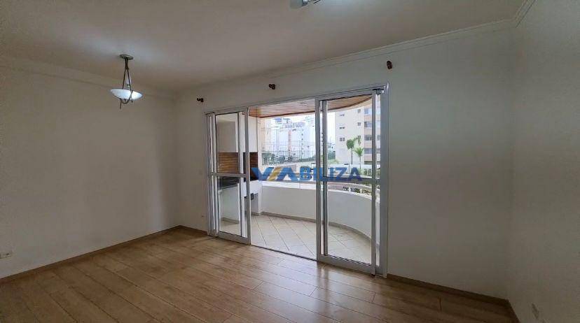 Apartamento à venda com 3 quartos, 94m² - Foto 3