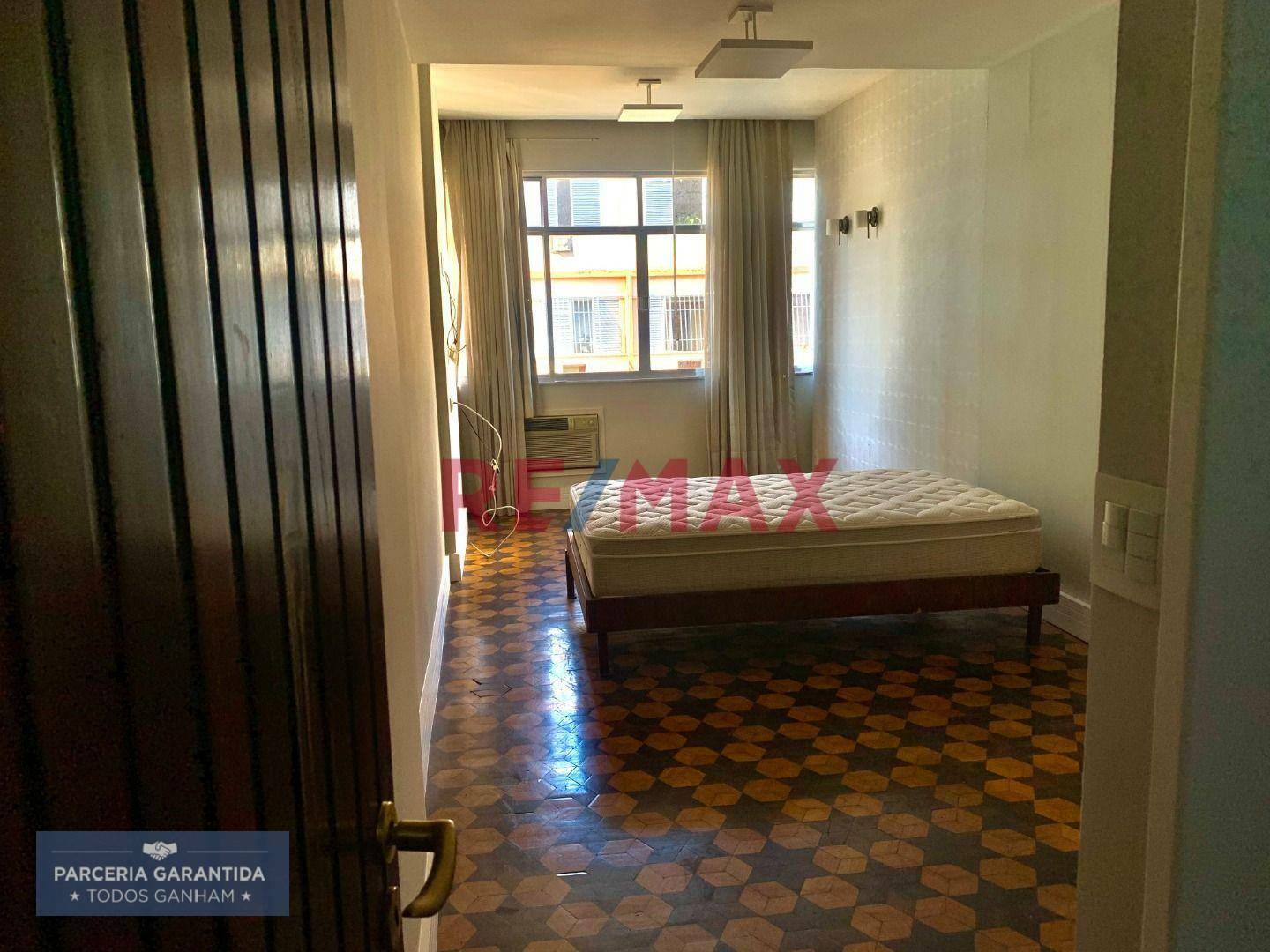 Apartamento à venda com 3 quartos, 110m² - Foto 14