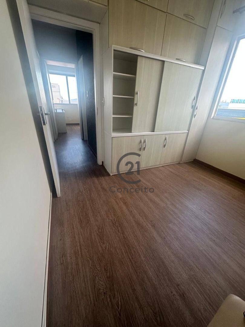 Apartamento para alugar com 3 quartos, 93m² - Foto 16