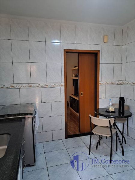 Casa à venda com 3 quartos, 145m² - Foto 13