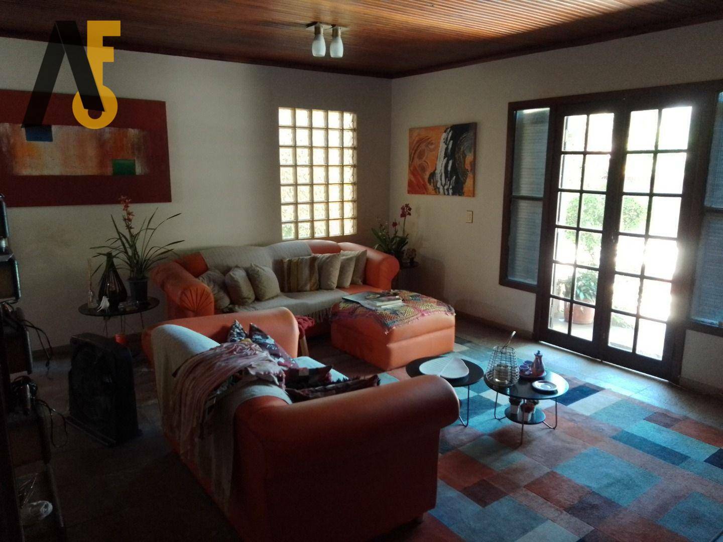 Casa à venda com 4 quartos, 240m² - Foto 14