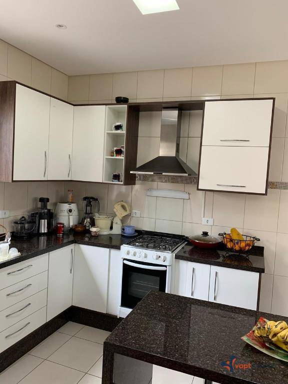 Sobrado à venda com 3 quartos, 233m² - Foto 8