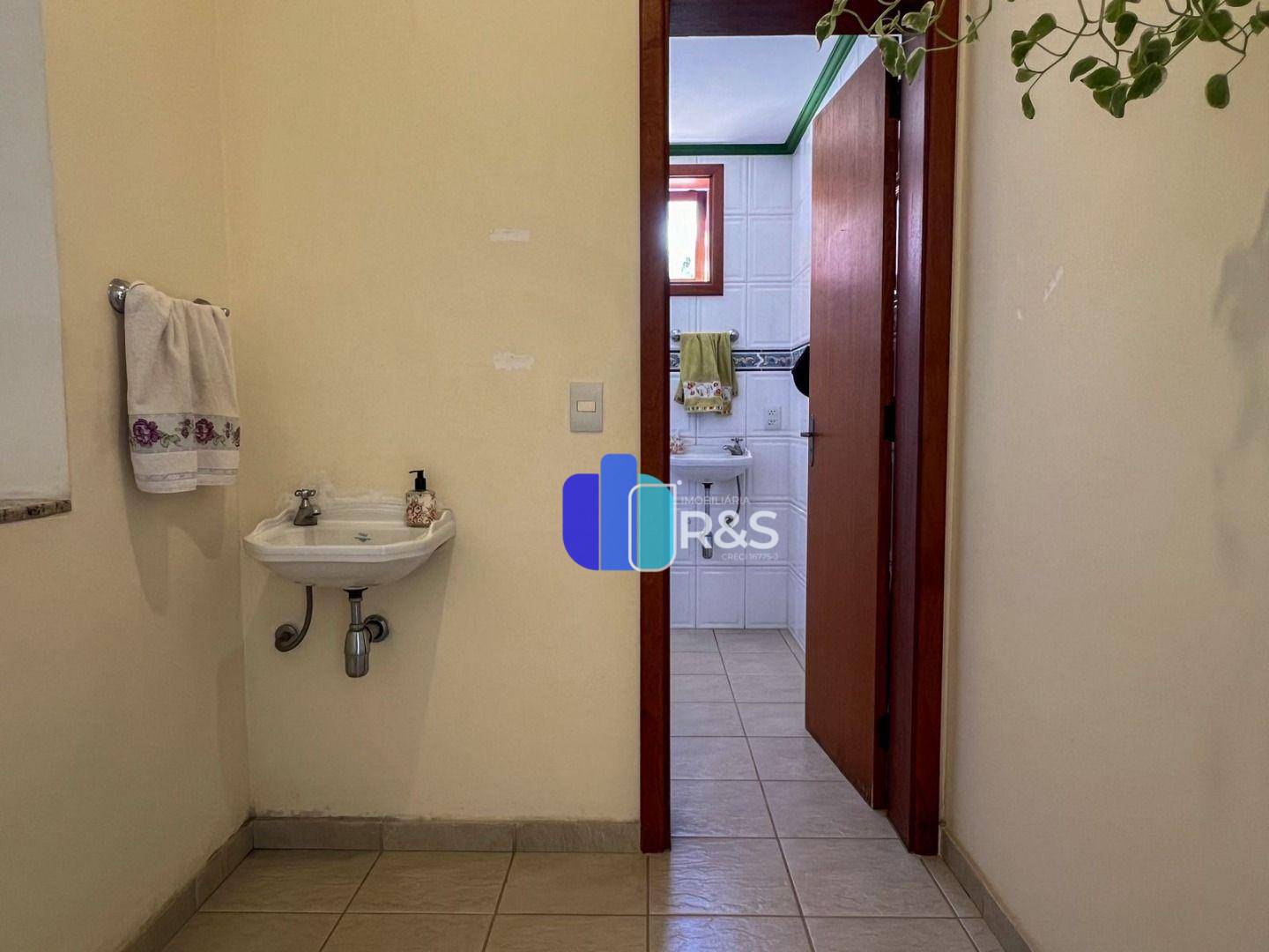 Casa de Condomínio à venda com 4 quartos, 328m² - Foto 24