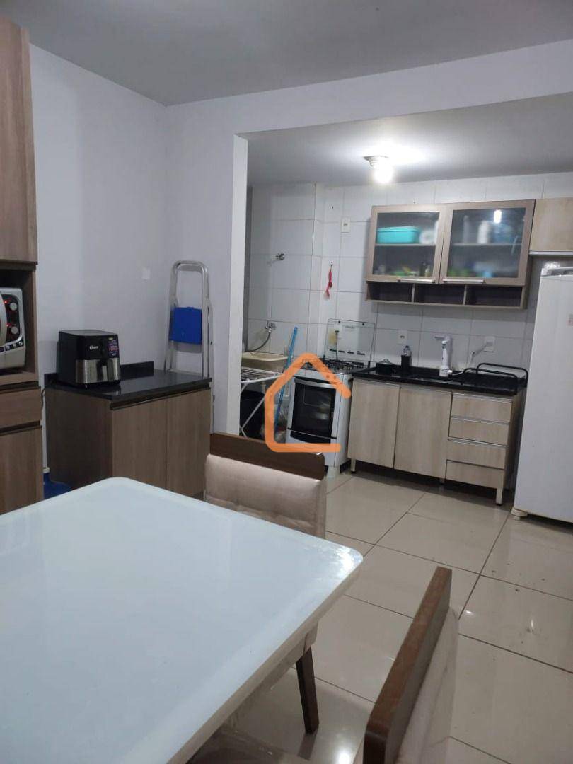 Apartamento para alugar com 2 quartos, 50m² - Foto 2