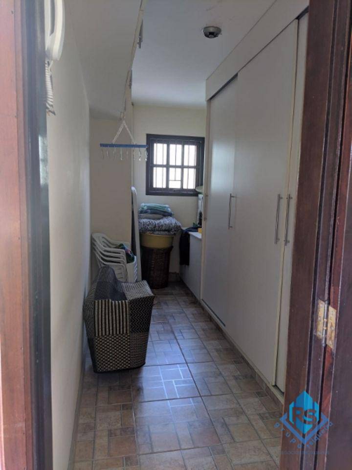 Sobrado à venda com 5 quartos, 250m² - Foto 54