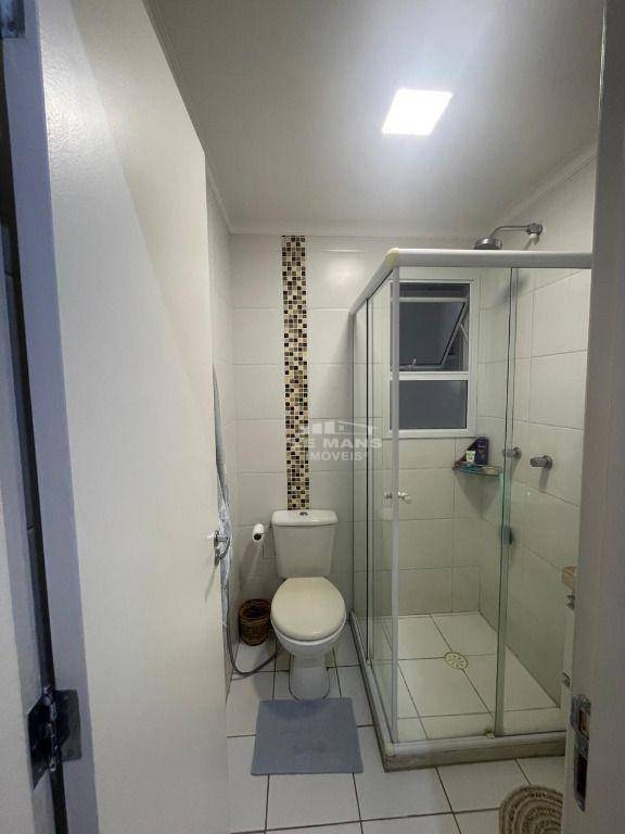 Apartamento à venda com 3 quartos, 75m² - Foto 11