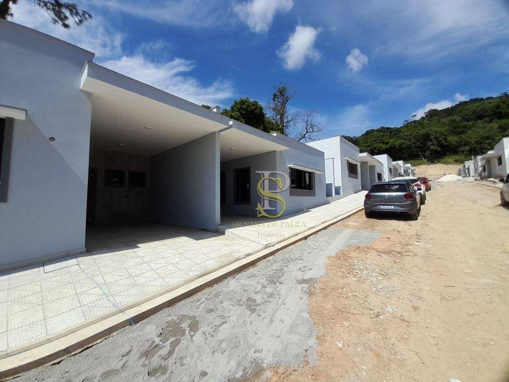 Casa à venda com 2 quartos, 82m² - Foto 5