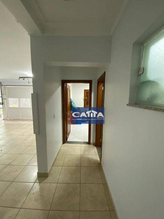 Sobrado à venda e aluguel com 3 quartos, 400m² - Foto 37