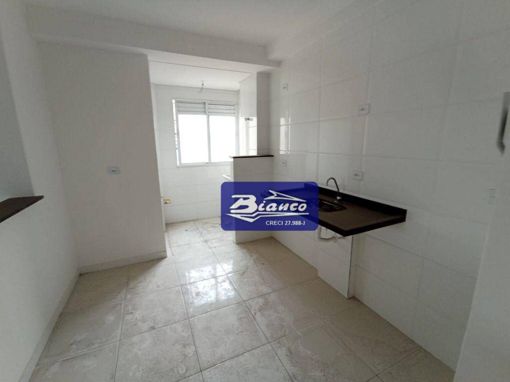 Apartamento à venda com 2 quartos, 58m² - Foto 2