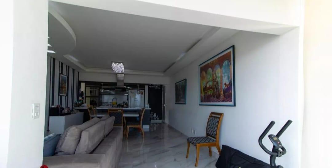 Apartamento à venda com 3 quartos, 87m² - Foto 4