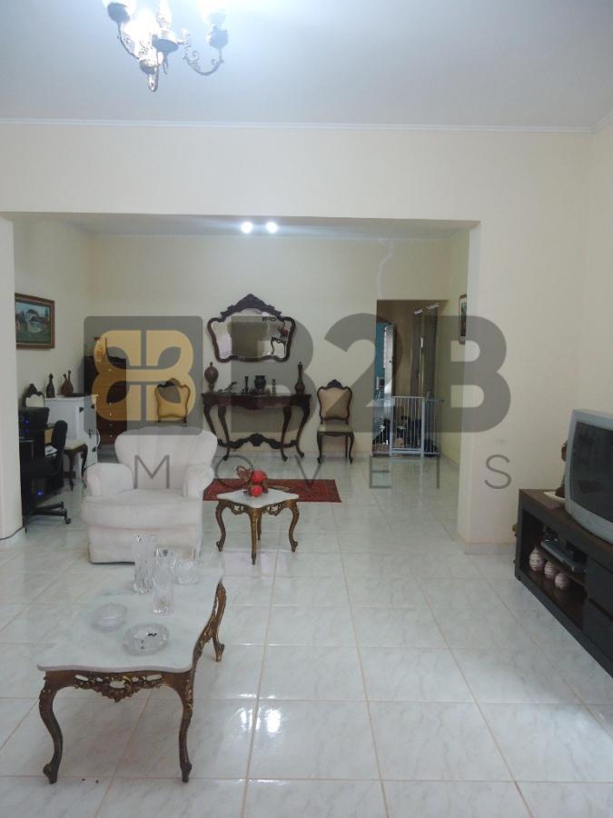 Casa à venda com 3 quartos, 270m² - Foto 19