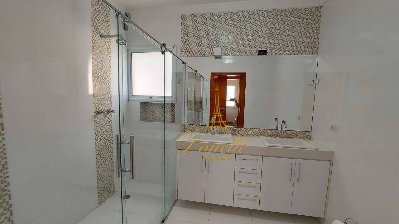 Sobrado à venda e aluguel com 5 quartos, 241m² - Foto 12