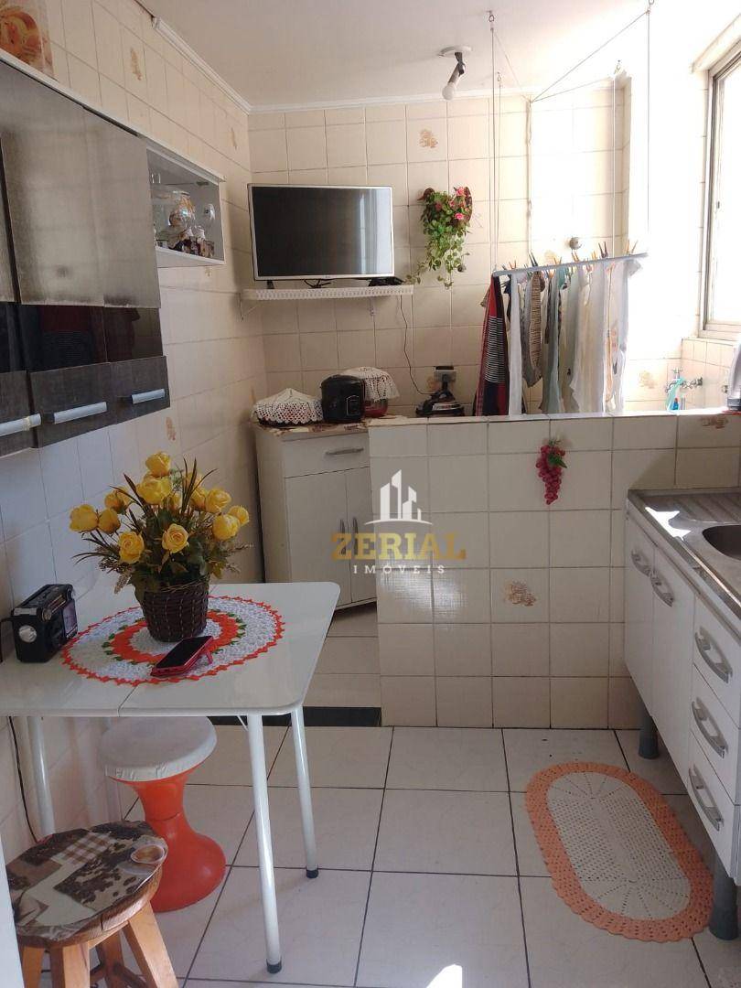 Apartamento à venda com 2 quartos, 67m² - Foto 4