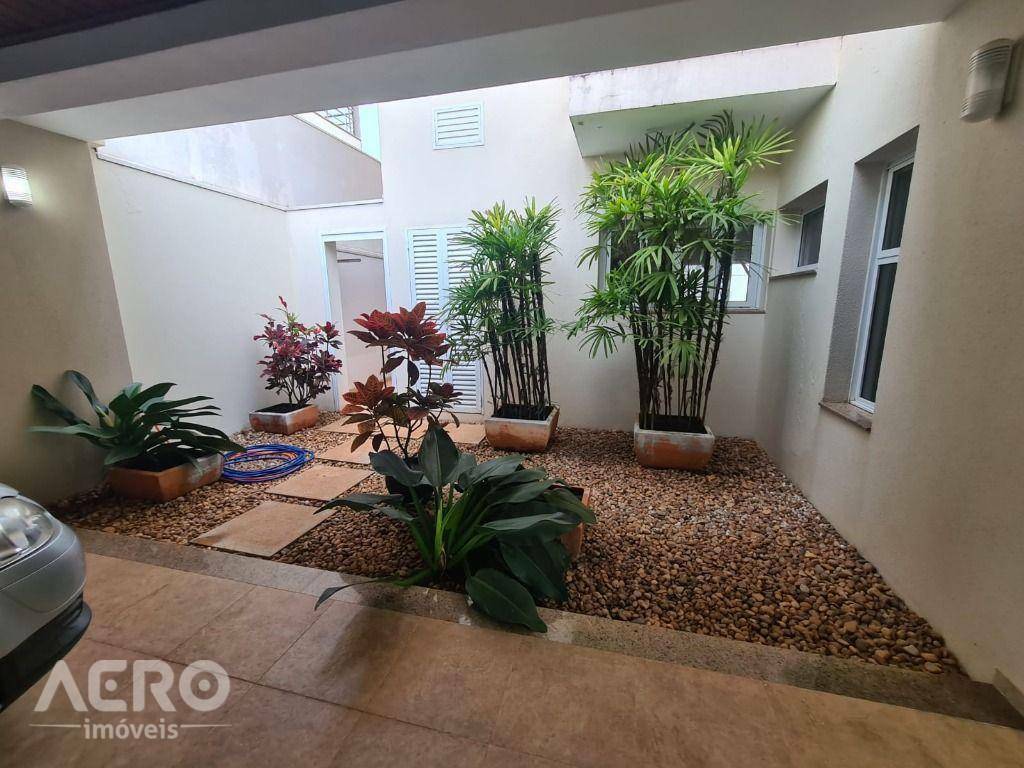 Casa de Condomínio à venda com 3 quartos, 300m² - Foto 28